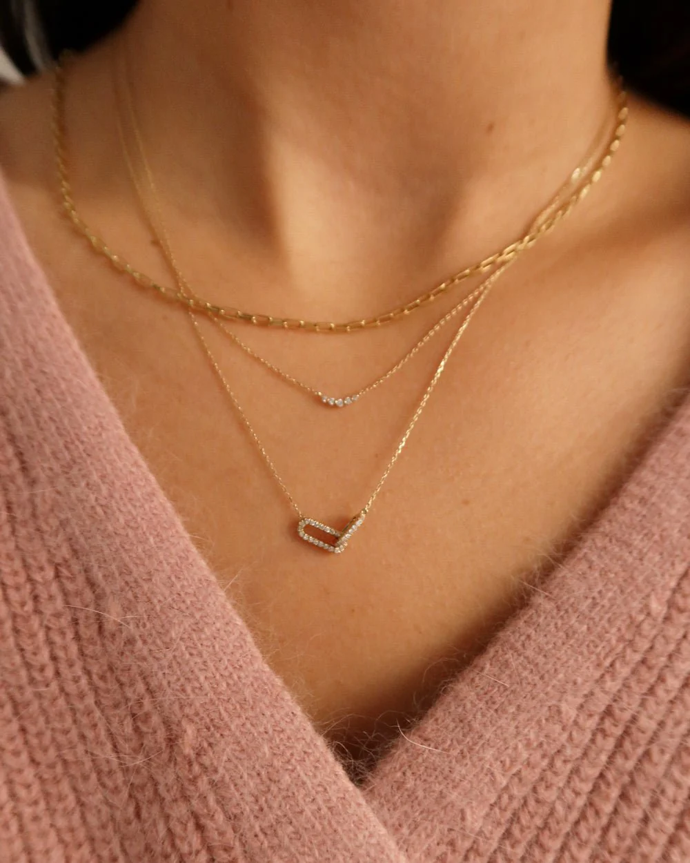 COVE MINI CURVED DIAMOND NECKLACE - Image 8